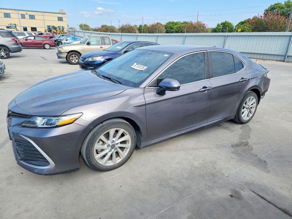 2022 TOYOTA CAMRY