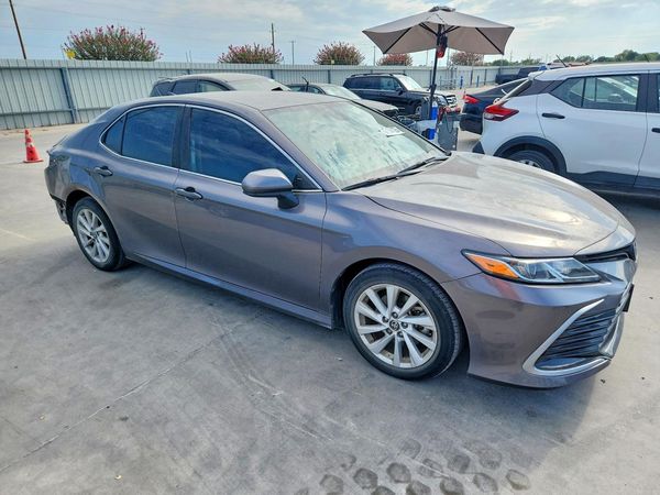 2022 TOYOTA CAMRY