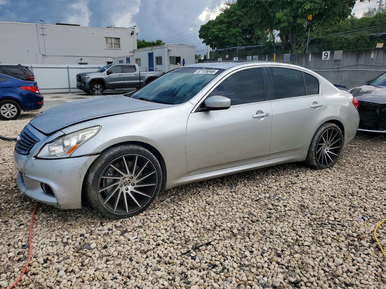 2013 INFINITI G37