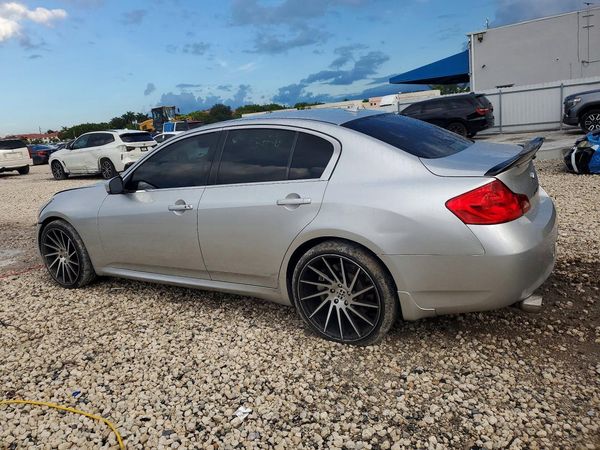 2013 INFINITI G37
