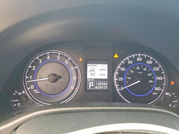 2013 INFINITI G37