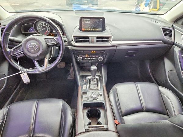 2018 MAZDA 3