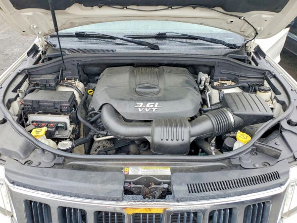 2012 JEEP GRAND CHER Laredo