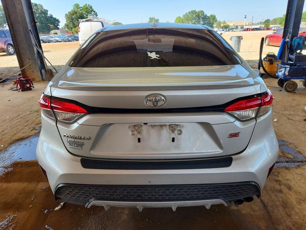 2021 TOYOTA COROLLA SE, CVT