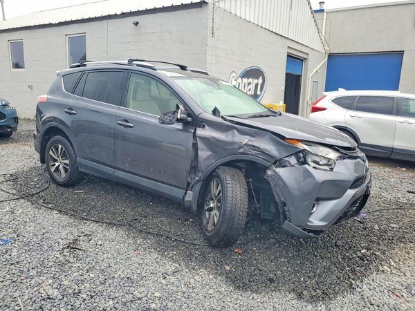 2018 TOYOTA RAV4 Adventure/XLE
