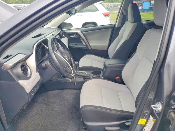2018 TOYOTA RAV4 Adventure/XLE