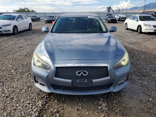 2017 INFINITI Q50