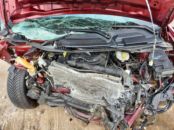 2018 DODGE CARAVAN SE — Engine bay