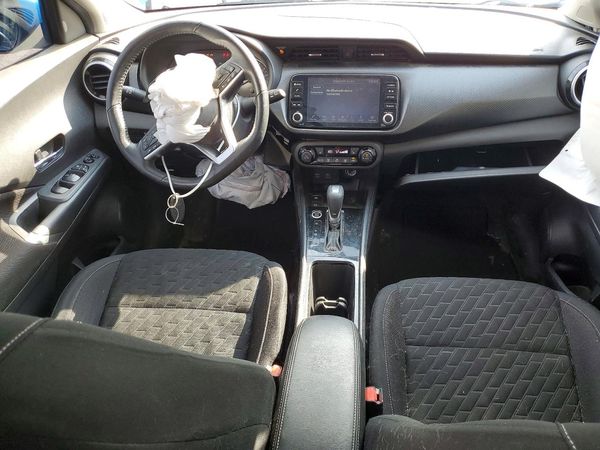 2021 NISSAN KICKS SV