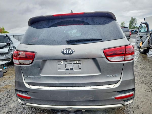 2018 KIA SORENTO