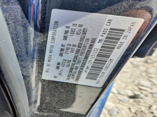 2015 MAZDA 3 Touring/GS