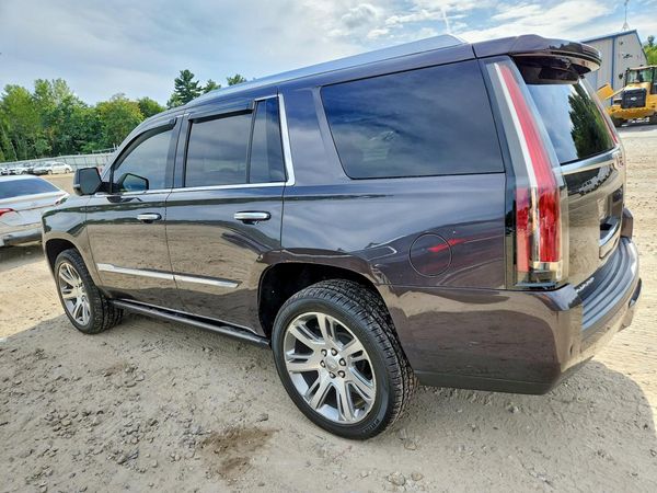 2016 CADILLAC ESCALADE Premium