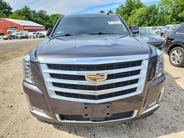 2016 CADILLAC ESCALADE Premium