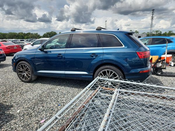 2018 AUDI Q7 quattro Premium Plus