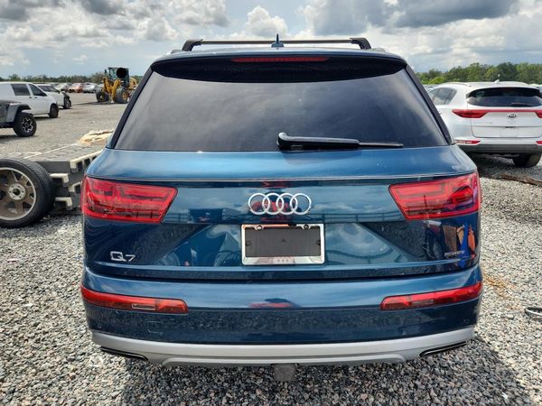 2018 AUDI Q7 quattro Premium Plus