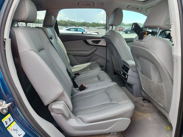 2018 AUDI Q7 quattro Premium Plus