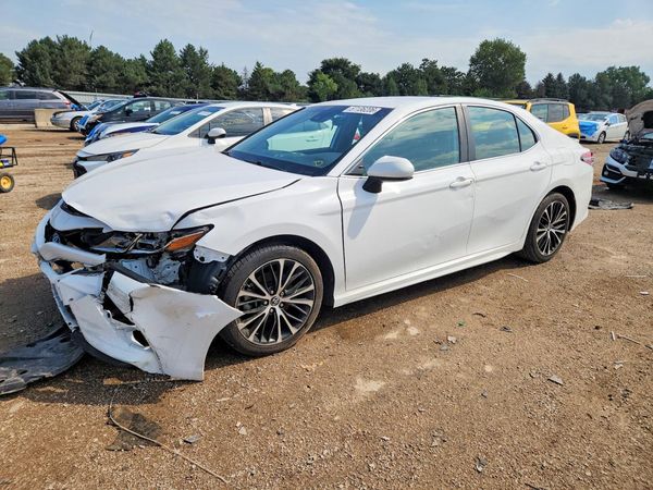 2019 TOYOTA CAMRY