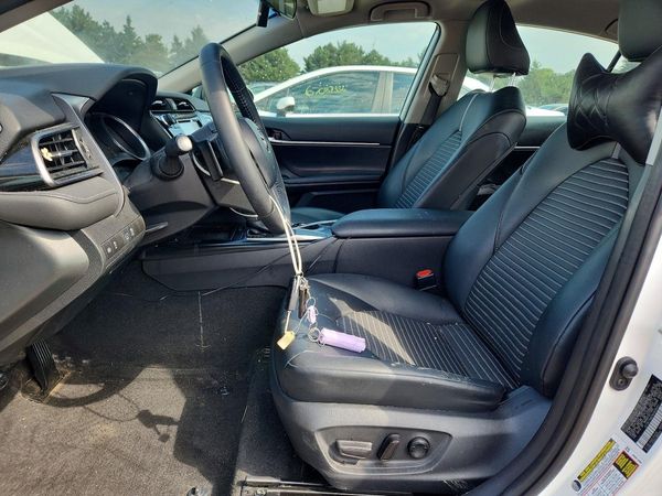 2019 TOYOTA CAMRY L/LE/SE/XLE — DENT