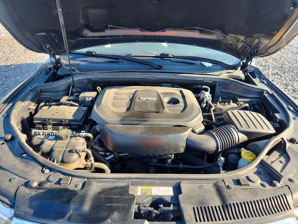 2018 DODGE DURANGO Citadel — Engine bay
