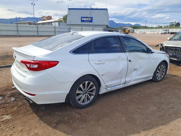 2016 HYUNDAI SONATA