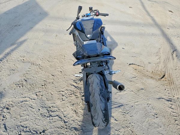 2025 CF MOTO 675SS