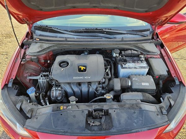 2017 HYUNDAI ELANTRA