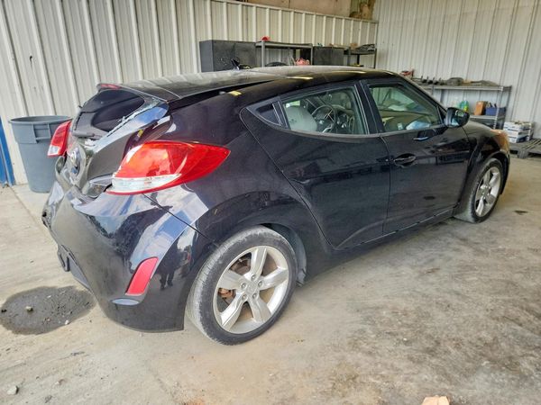 2013 HYUNDAI VELOSTER