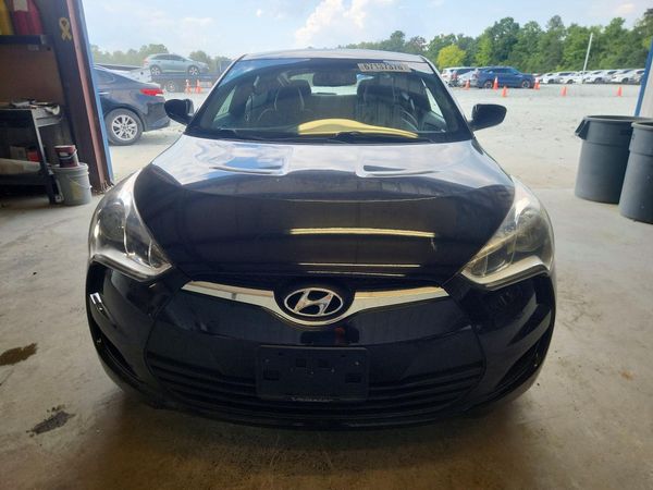 2013 HYUNDAI VELOSTER