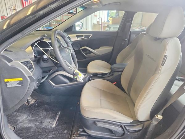 2013 HYUNDAI VELOSTER