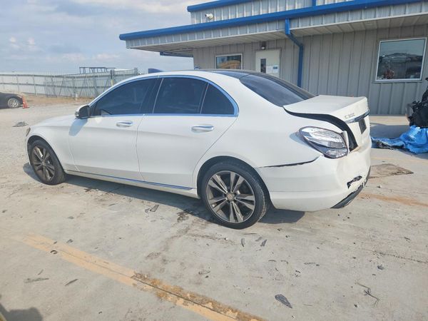 2016 MERCEDES-BENZ C