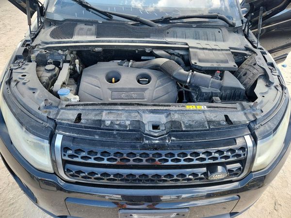 2016 LAND ROVER RANGEROVER SE