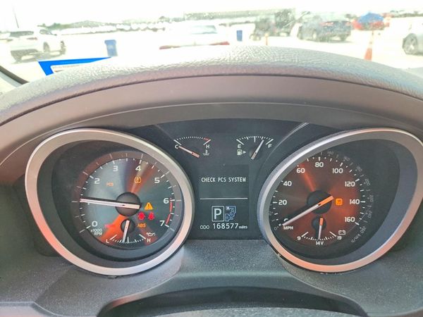 2013 TOYOTA LAND CRUIS VX
