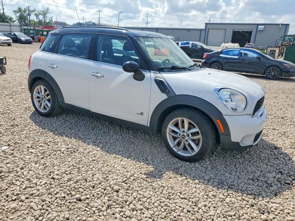 2014 MINI COOPER