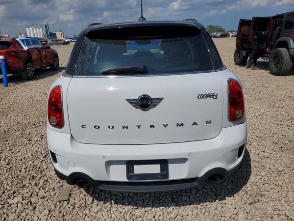 2014 MINI COOPER