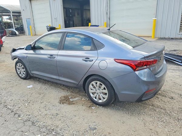 2018 HYUNDAI ACCENT SE and SEL