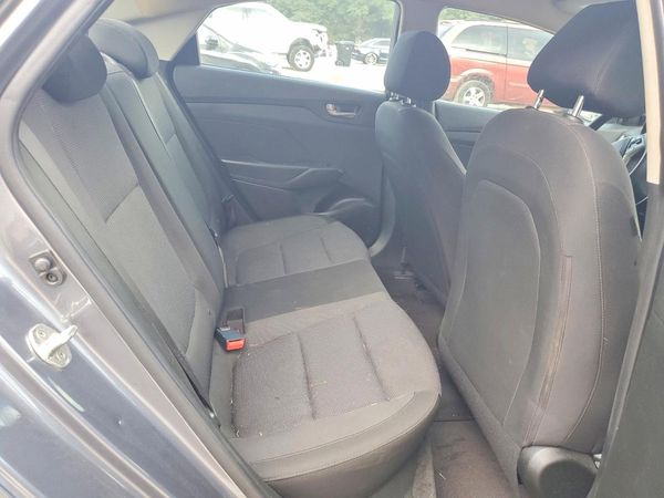 2018 HYUNDAI ACCENT SE and SEL