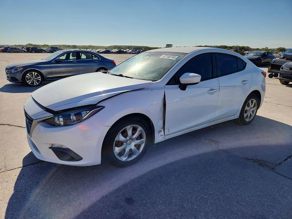 2015 MAZDA 3
