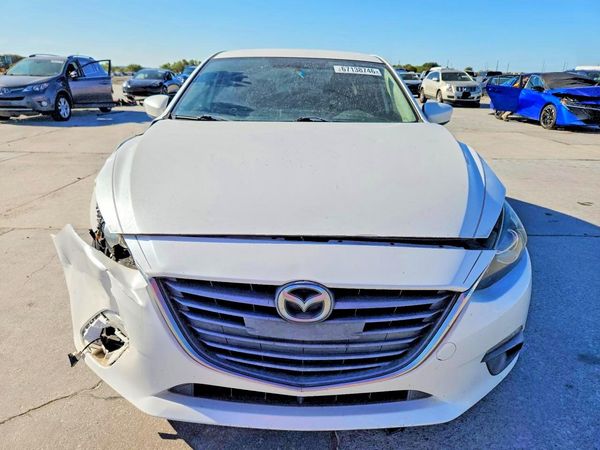 2015 MAZDA 3