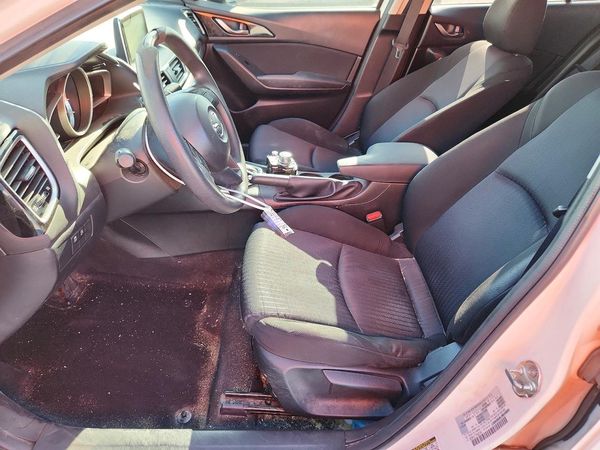 2015 MAZDA 3