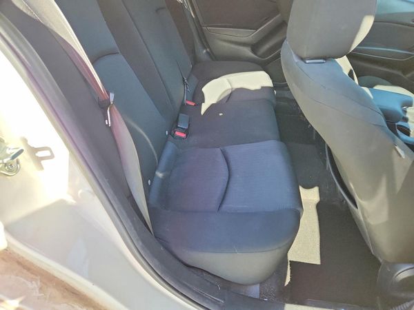 2015 MAZDA 3