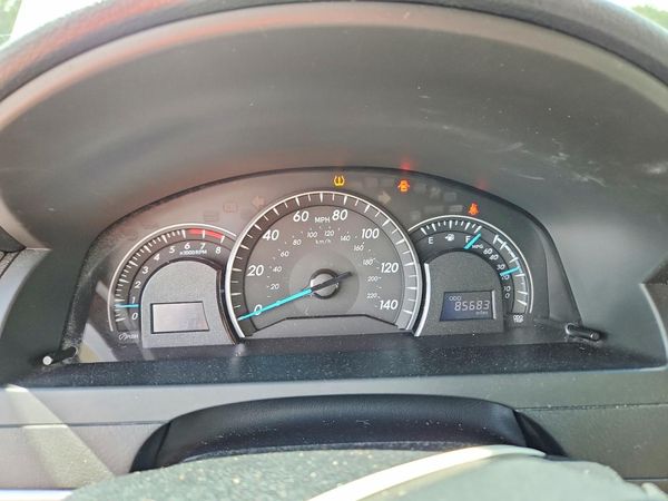 2013 TOYOTA CAMRY