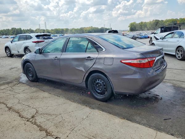 2015 TOYOTA CAMRY