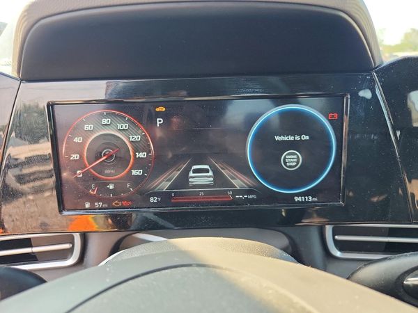 2022 HYUNDAI ELANTRA SEL w/ Premium Pkg