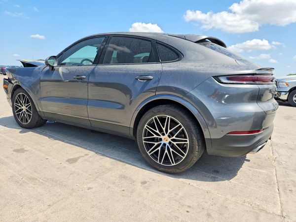 2025 PORSCHE CAYENNE