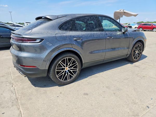 2025 PORSCHE CAYENNE