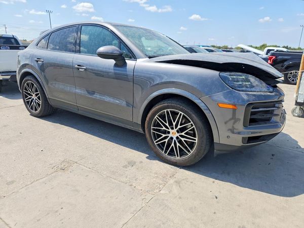 2025 PORSCHE CAYENNE