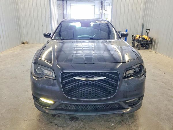 2018 CHRYSLER 300 300S
