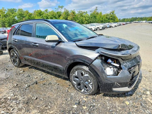 2024 KIA NIRO Wind