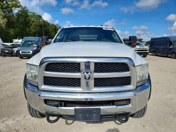 2018 RAM 4500 CREW CAB CHASSIS