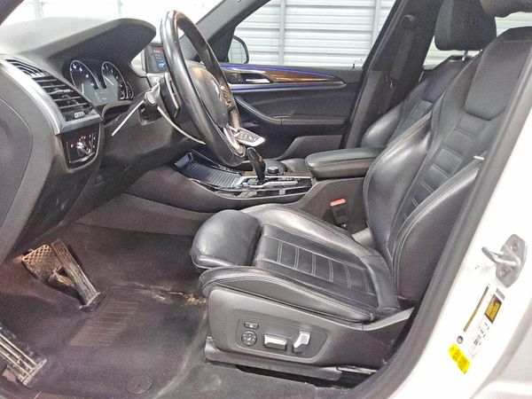 2019 BMW X3 sDrive30i — DENT